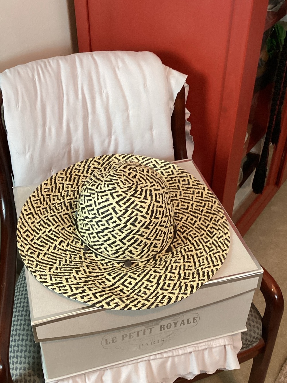 Woven Straw Sun Hat in Yellow and Black -Gap 1969